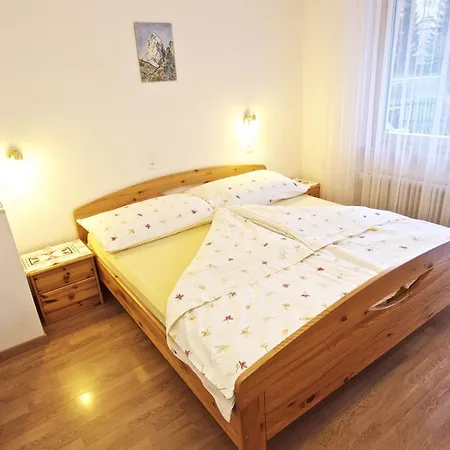 Bergkristall Apartamento *